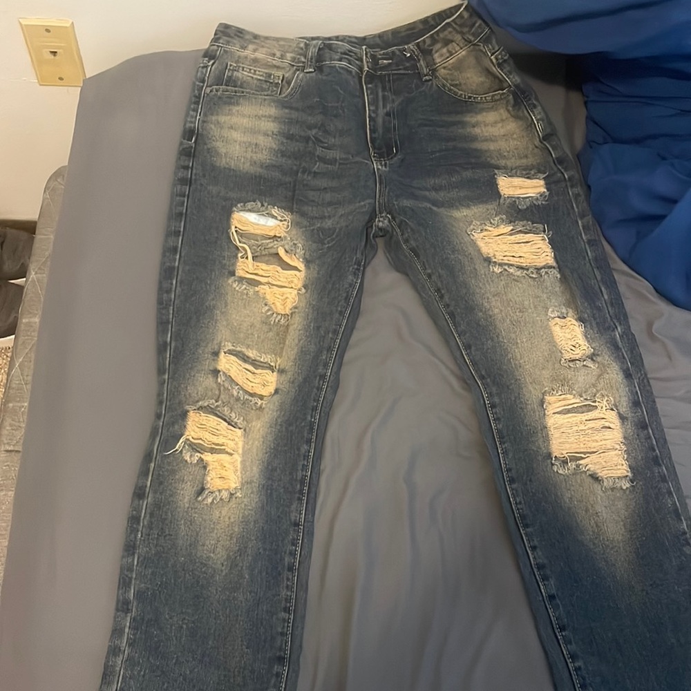 Ripped jeans
